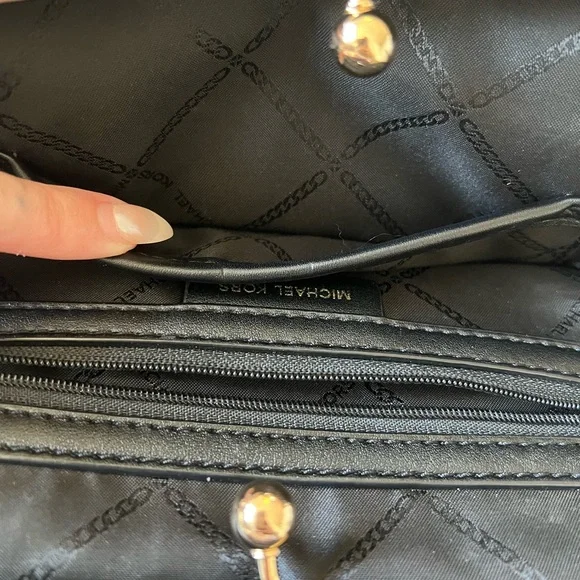 Michael Kors Logo Metal Ruched Clutch - Picture 5 of 15